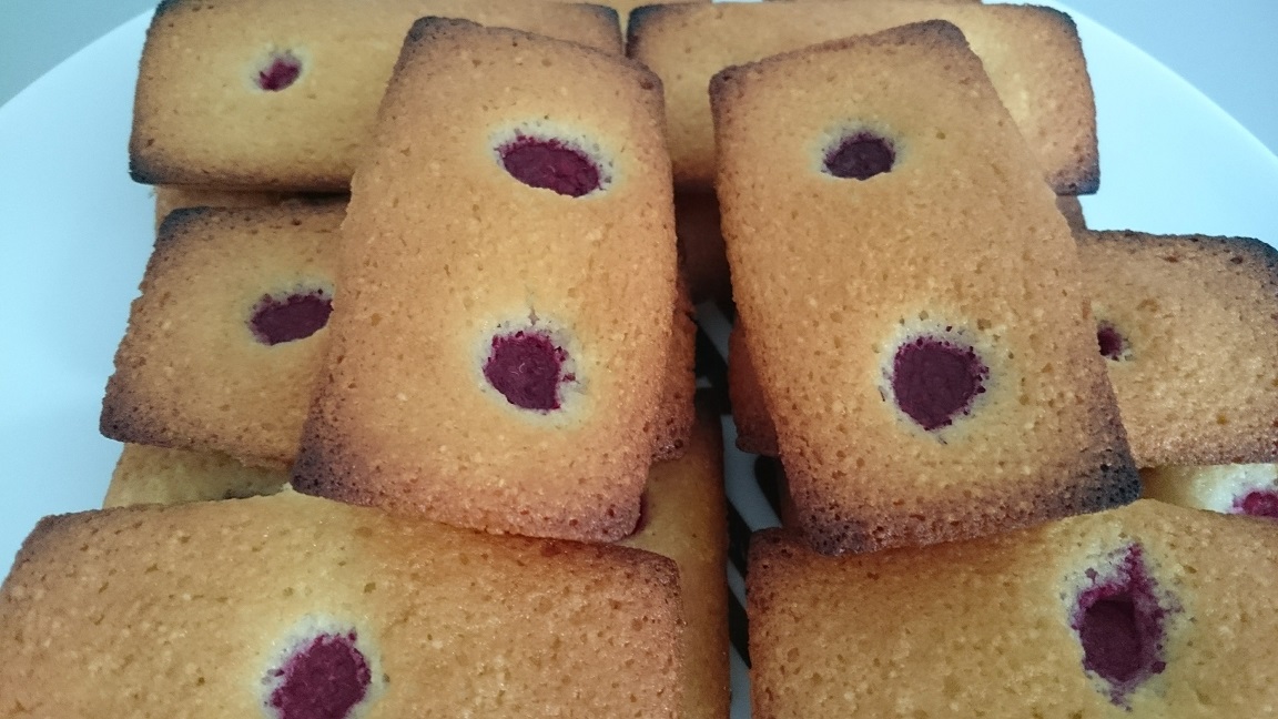 Financiers aux framboises